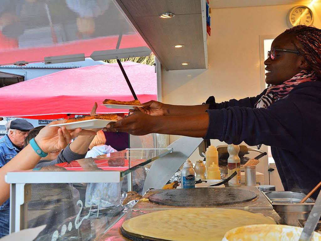 Lecker und locker – das waren die Zutaten fr das Bz-Food Truck Festival bei der Alten Spinnerei in Lrrach-Haagen.