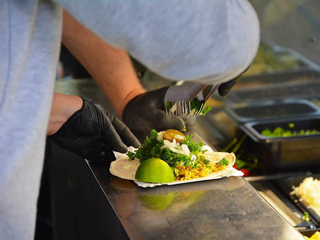 Lecker und locker – das waren die Zutaten fr das Bz-Food Truck Festival bei der Alten Spinnerei in Lrrach-Haagen.