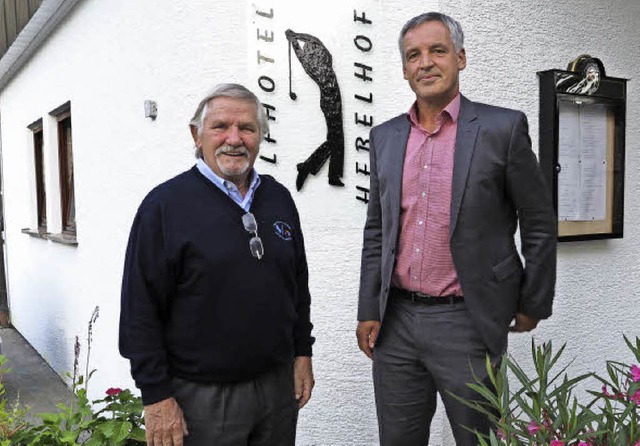 Heinz Wolters (links) und Professor Va...ren touristischen Marke werden sollte.  | Foto: Dorothee Philipp