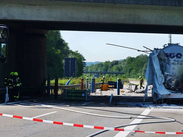Die Unfallstelle beim Autobahndreieck Neuenburg  | Foto: kamera24.tv