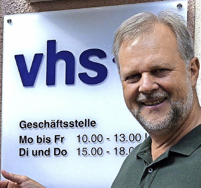 VHS-Leiter Wolfgang Schulz   | Foto: Markus Donner