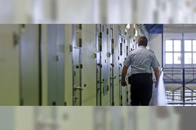 Strafvollzugsbeamten fhlen sich berfordert und wollen mehr Personal