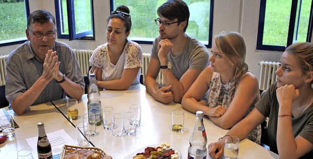 Die Gemeindeversammlung war auch ein T...prache der jungen Christen so wichtig.  | Foto: Rolf Reimann