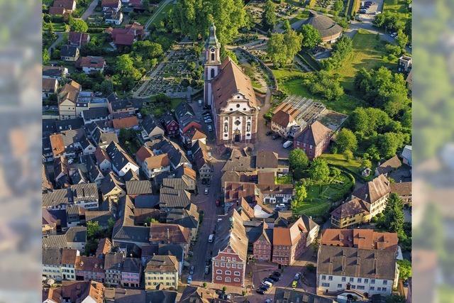 Martin Bildstein zeigt die Region von oben