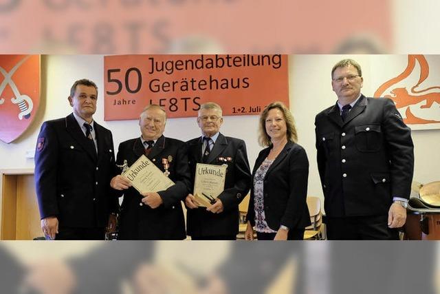 Treue Feuerwehrkameraden geehrt