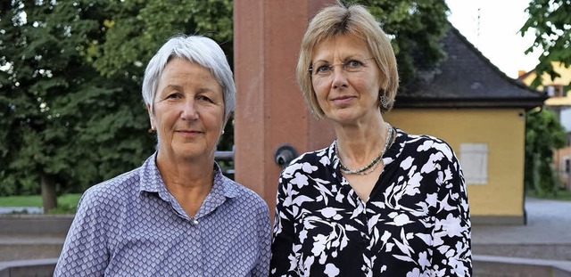 Hadwig Storch (links) und Sabrina te B...euenden Angehrigen, auch in Umkirch.   | Foto: julius steckmeister