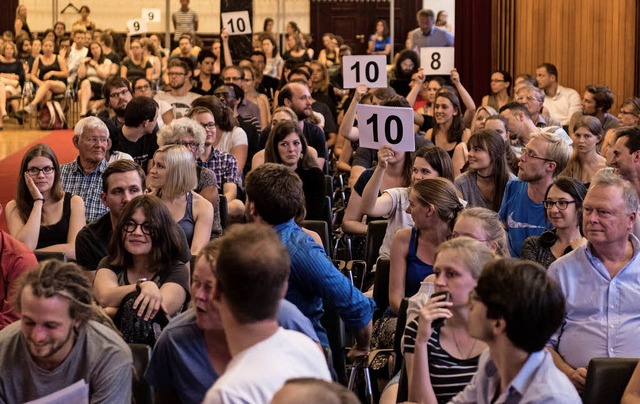 Punkte aus dem Plenum: Das Publikum be...e,  wer den Siegertitel verdient hat.   | Foto: Patrick Seeger