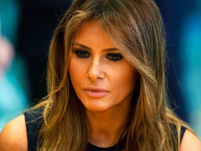 Melania Trump konnte bei der Hafenrundfahrt nicht an Bord gehen.  | Foto: AFP