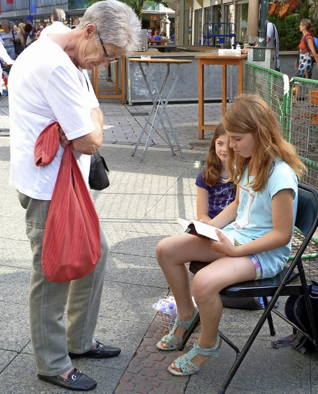 Nicht zum ersten Mal bringt die Aktion...as Bild entstand bei der Aktion 2016.   | Foto: Freundeskreis Stadtbibliothek