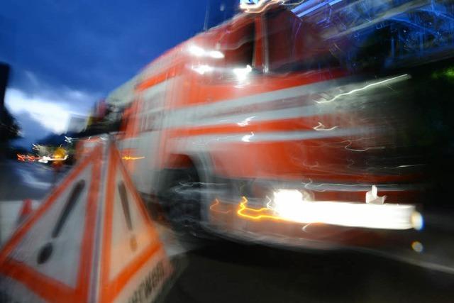 Vier Leichtverletzte bei Wohnhausbrand in Freiburg-Mooswald