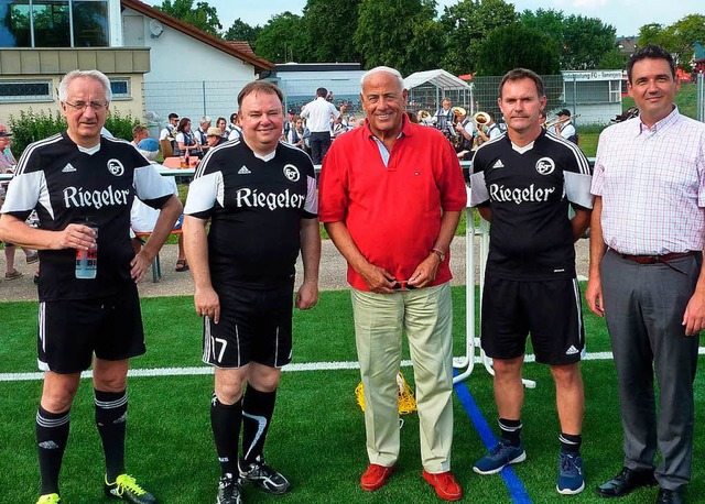 Gundolf Fleischer erffnete den Kunstr...agenacker,Thomas Hodel und Arno Heger.  | Foto: Karlernst Lauffer