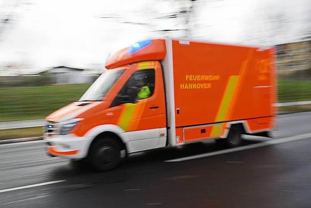 Unfall bei Hausen fordert zwei Verletzte