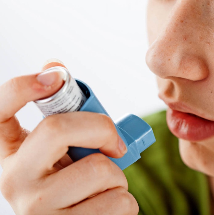 Kann auch als Dopingmittel verwendet werden: Asthmaspray   | Foto: dpa