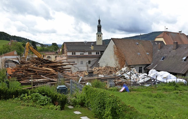 Der Abriss des Lffler-Areals in Seelbach luft  | Foto: Karl Kovacs