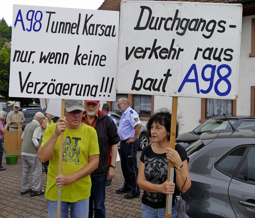 Die Mitstreiter von Brger in Not woll...n Fortschritt beim Weiterbau der A 98.  | Foto: Ingrid Bhm-Jacob