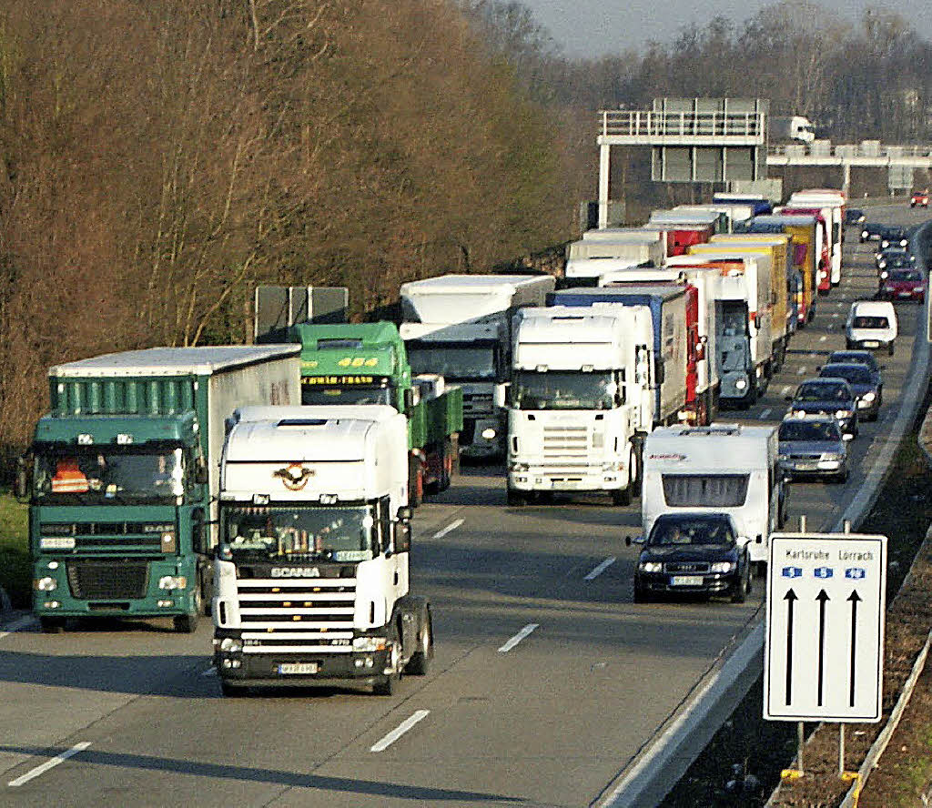 Am Freitag Droht Wieder Der Lkw-Stau - Weil Am Rhein - Badische Zeitung