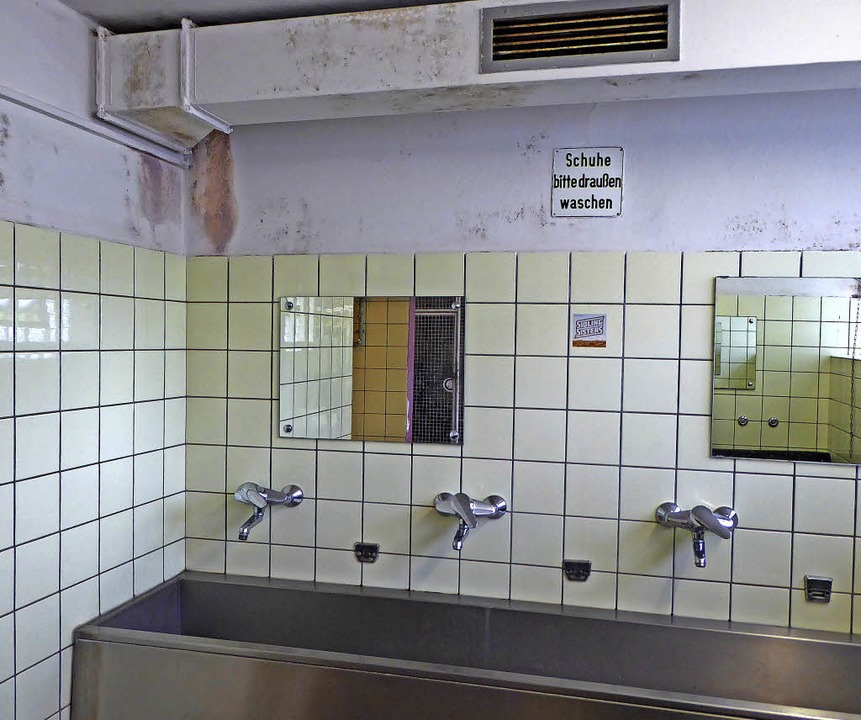 Schimmel an der Decke  | Foto: Peter Stellmach