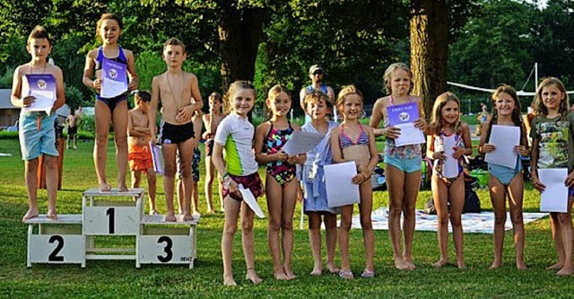 Die jngsten Schwimmer des Sportvereins (SV) Waldkirch.   | Foto: Verein