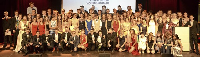 91 Gymnasiasten wurden aus der Schule ...1; und zum Teil mit Preisen berhuft.  | Foto: Johanna Meister