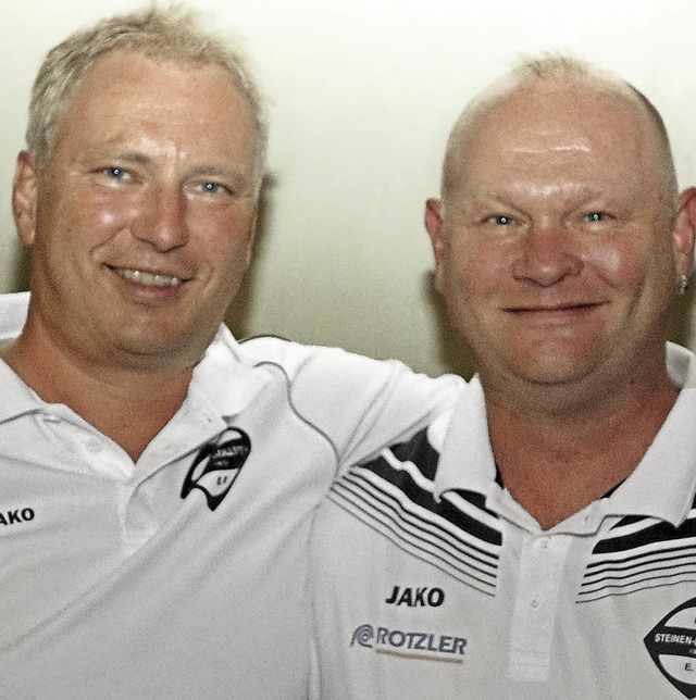 Das neue Dream-Team des FC Steinen-Hl...ks) und Vorsitzender Siegfried Keith.   | Foto: Hans-Jrgen Hege