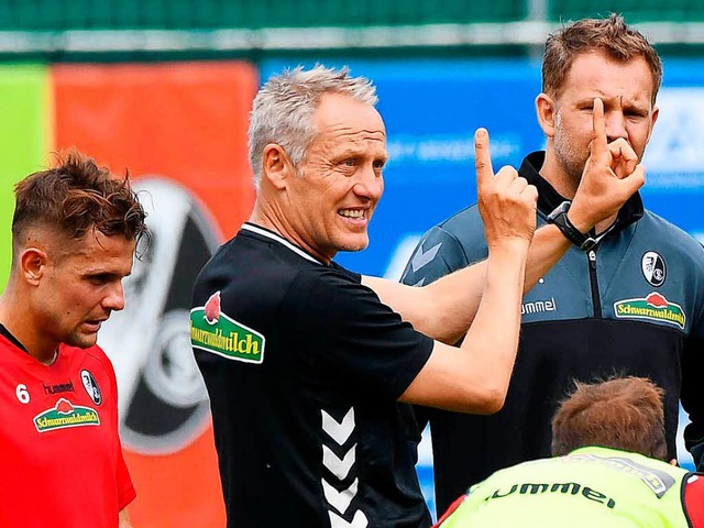 Das Team von Christian Streich will sich fr die Europa League qualifizieren.  | Foto: dpa