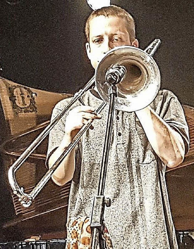 Der Jazz-Posaunist Raphael Ross stamm...stralien und spielt in der Magnetband.  | Foto: Privat