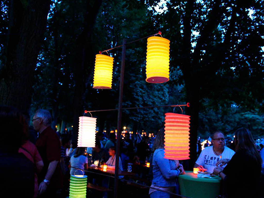 Tolle Stimmung beim Lichterfest im Bad Krozinger Kurpark