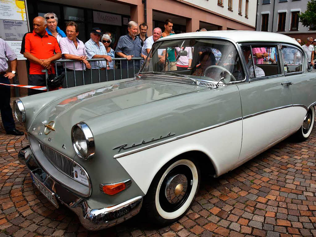 Ein Opel Rekord P1, Baujahr 1959, wurde ebenfalls vorgestellt.