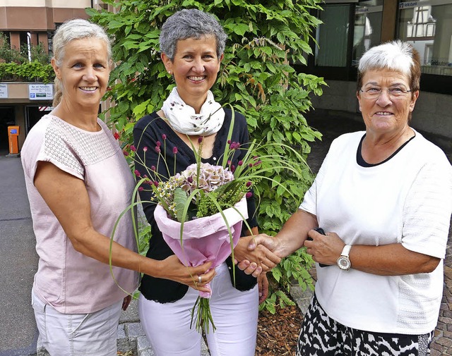 Michaela Brodacz-Wolf (links) und Silv...tglied im Kinderschutzbund Waldkirch.   | Foto: Sylvia Sredniawa