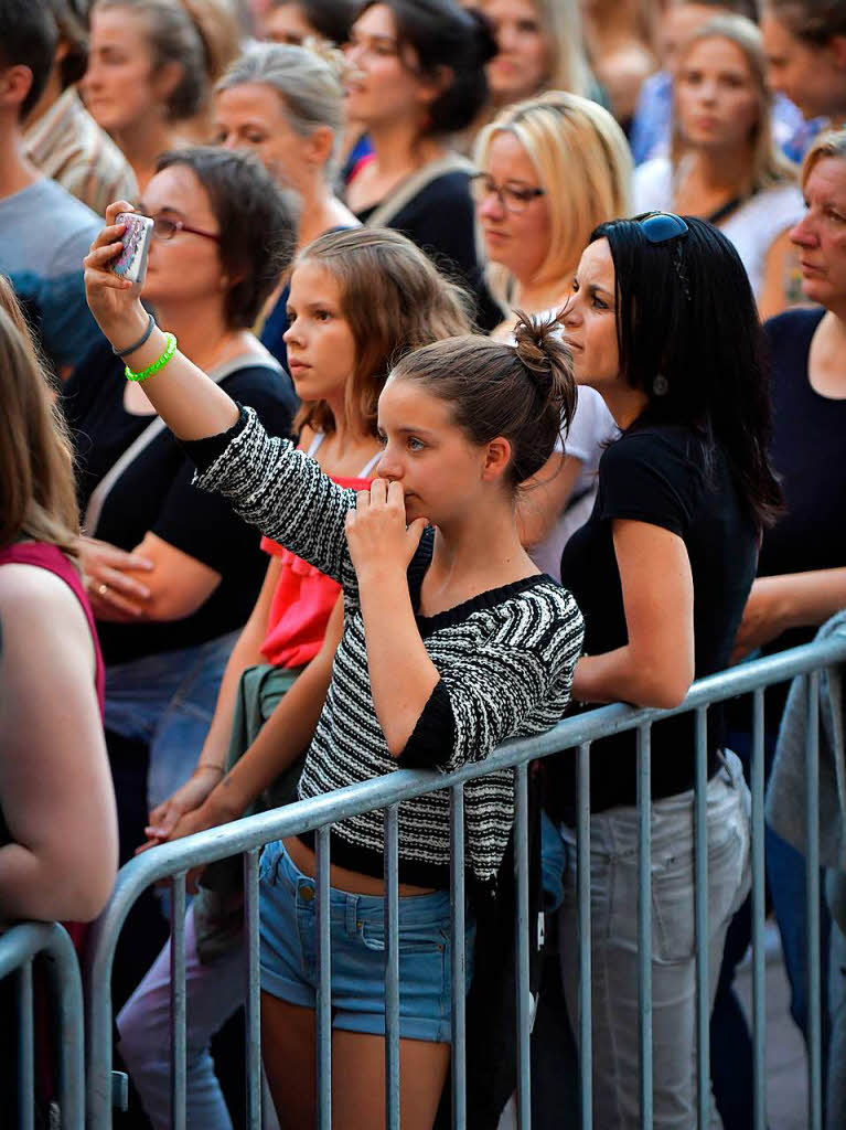 Die britische Popsngerin Birdy hat im Rahmen des Schopfheimer Sommersound-Festivals auf dem Marktplatz gastiert. Als Vorgruppe traten Sameday Records aus Wehr auf.