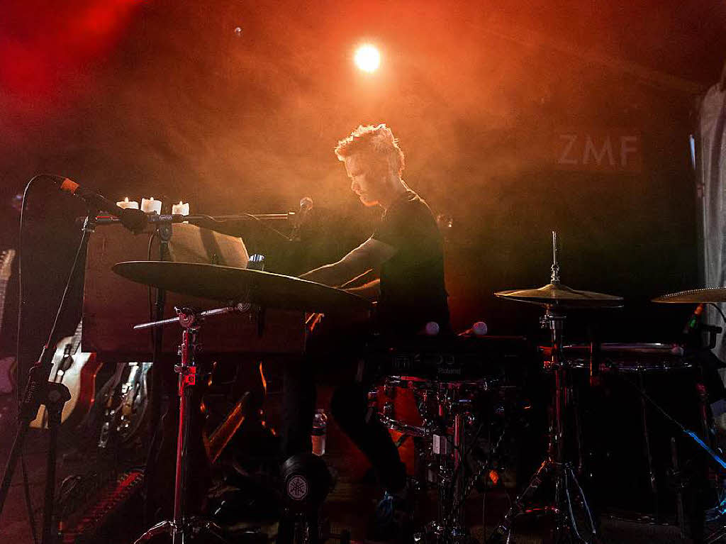 RY X live im Spiegelzelt beim ZMF RY X live im Spiegelzelt beim ZMF