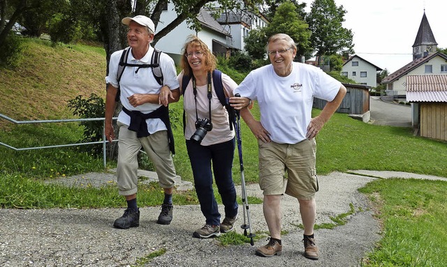 Gemeinsam geht es leichter bei den Wan...einer Anstieg, dann ist es geschafft.   | Foto: Heidrun Simoneit