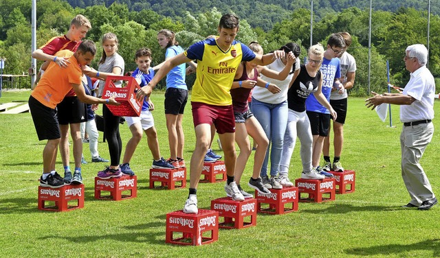 Beim Kistenlauf darf der Rasen nicht berhrt werden.   | Foto: W. Knstle