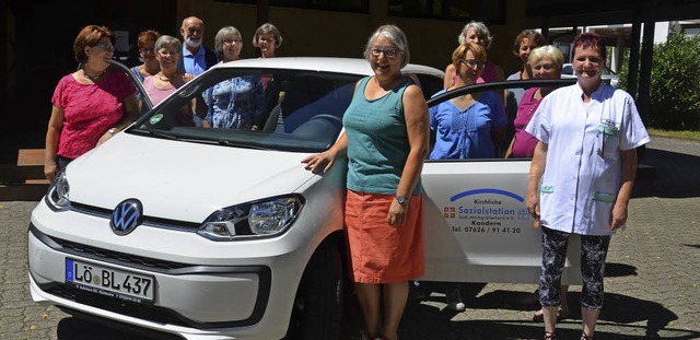 Eine  Riesenfreude  machte der Kranken...station  Kandern mit dem neuen VW up.   | Foto: Schopferer