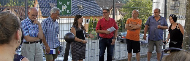 Ratlosigkeit herrschte beim Vor-Ort-Te...n rund um Festhalle und Bildungshaus.   | Foto: Wolfgang Beck