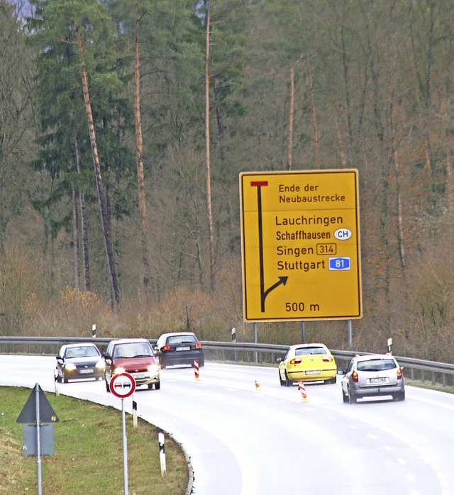 Die Autobahn endet im stlichen Landkr... zweispurige Kraftfahrstrae B34 neu.   | Foto: Michael Neubert