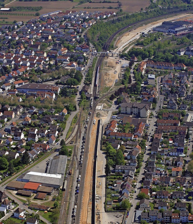 Der Bau des dritten und vierten Gleises in Weil-Haltingen   | Foto: Erich Meyer