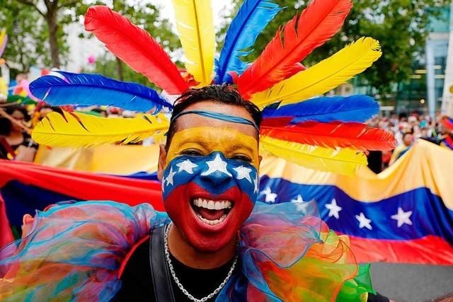 Hunderttausende feiern den Berliner CSD