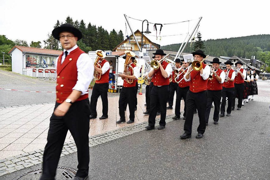 Nacht in Weiß am Titisee<?ZP?> (Foto: Philippe Thines) Nacht in Weiß am Titisee<?ZP?> (Foto: Philippe Thines)