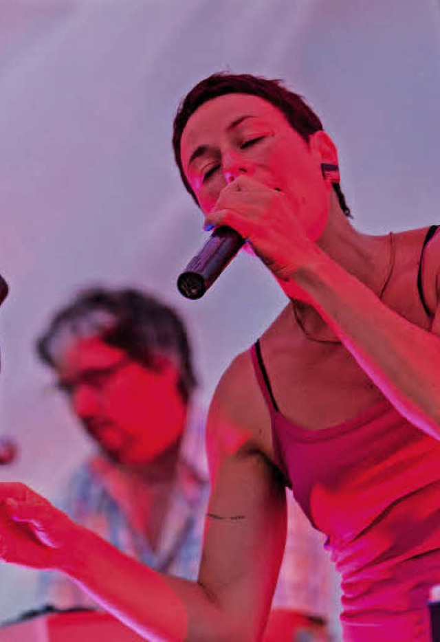 Steffi Lais kommt mit ihrer Band am Samstag nach Steinen.  | Foto: ZVG