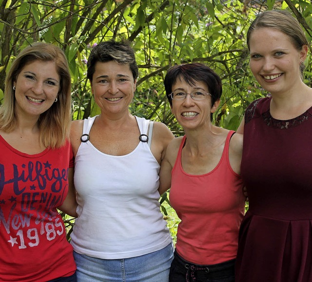 Das Erzieherinnenteam des Schulkinderg...re, Tanja Rutschmann und Selina Leber  | Foto: Michelle Gntert