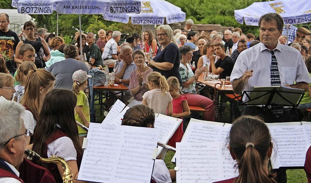 Markus Fehrenbach leitete das gut besu...tzkonzert des Musikvereins Btzingen.   | Foto: Horst David