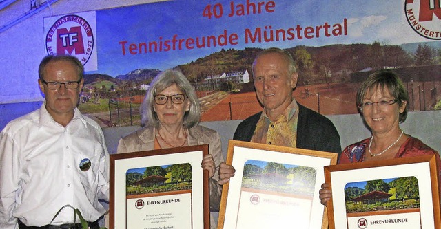 TFM-Vorsitzender Lothar Wolf  mit den ...rhard Schneider, Sigrid Eckert-Bhrer   | Foto: M. Lange