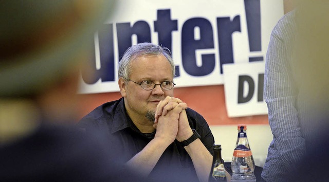 Tobias Pflger beim Wahlkampfauftakt   | Foto: Ingo Schneider