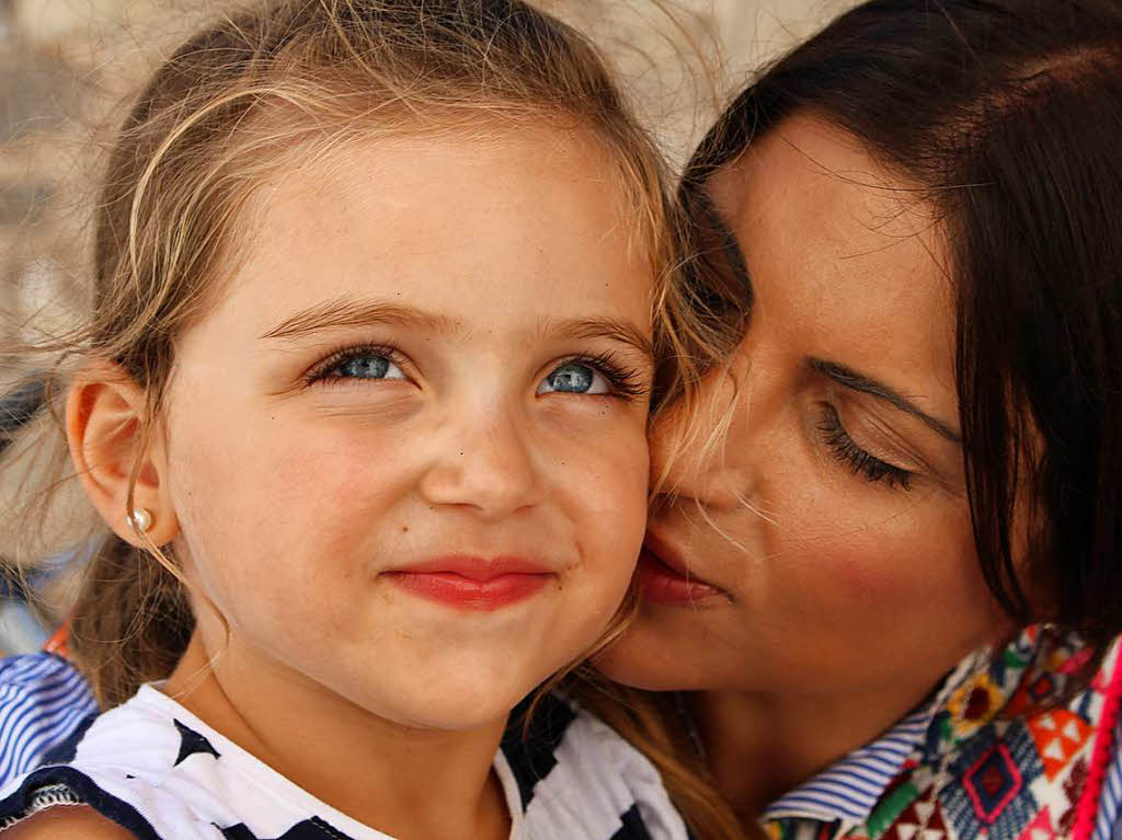 Portrait: ein Portrait von meiner Tochter Fleur und mir...aufgenommen in Gruissan (Sdfrankreich), Angela Franco