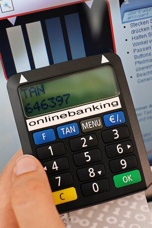 Beim Onlinebanking knnen Zusatzkosten entstehen.  | Foto: David Ebener