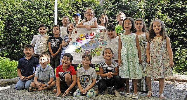 Die Schulanfnger der katholischen Kin...beim Abschiedsfest vorgestellt wurde.   | Foto: zvg