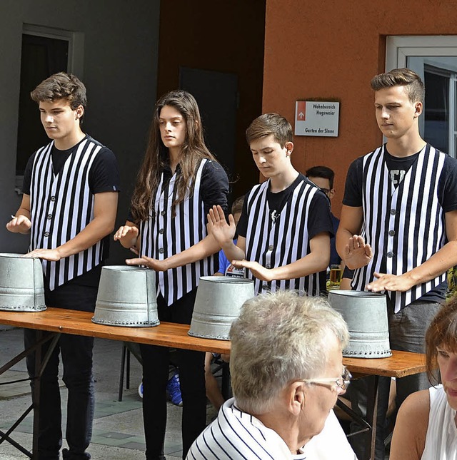 Ungewhnliche Klnge beim Sommerfest: die Percussiongruppe derMusikschule   | Foto: privat