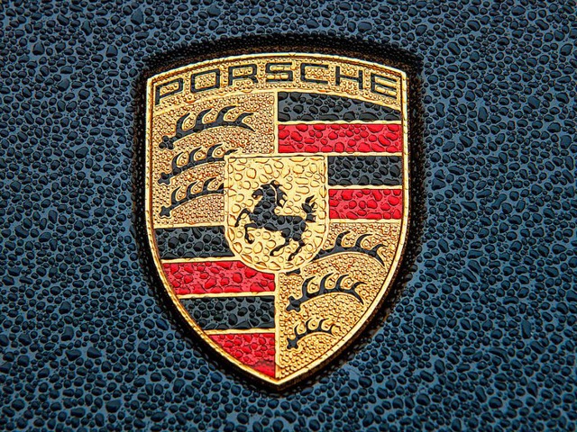 Porsche muss 22 000 Cayenne zurckrufen.  | Foto: dpa