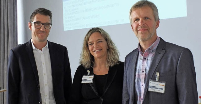 Professor Claas Lachmann, Daniela Wetzel Richter und Thomas Unterbrink (rechts)   | Foto: David-Wenk
